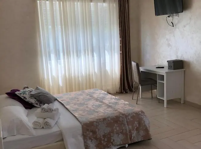 Isabel Guest house